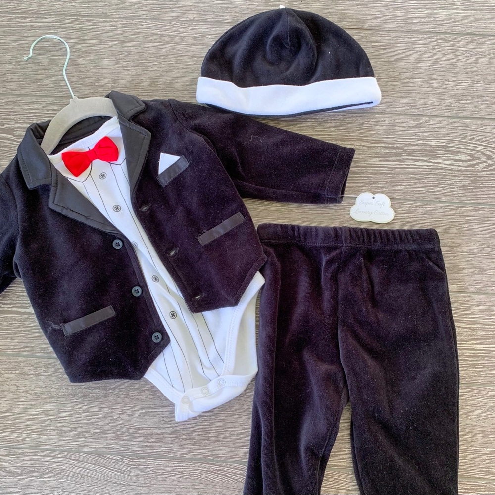 🆕 Little Me Velour Tuxedo 4PC Set